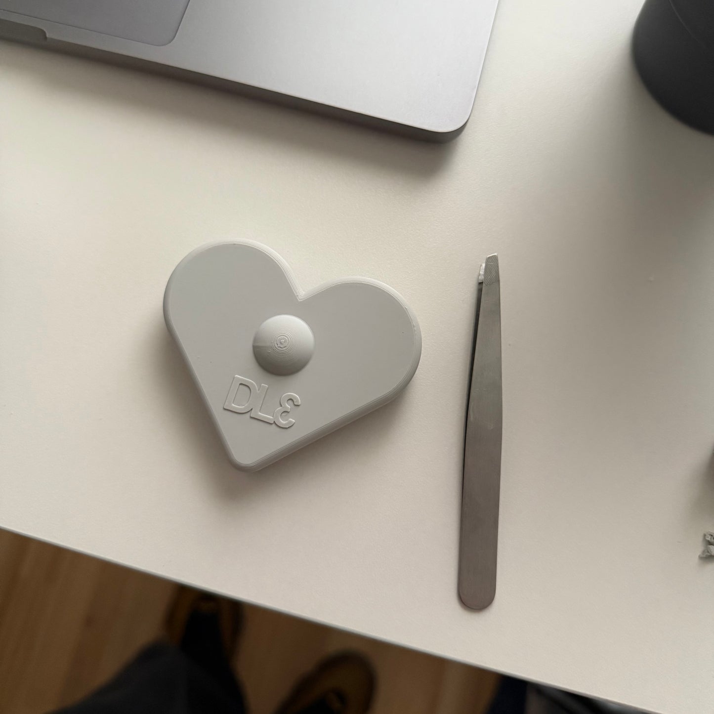 love security tag, 2025 (apple airtag case)