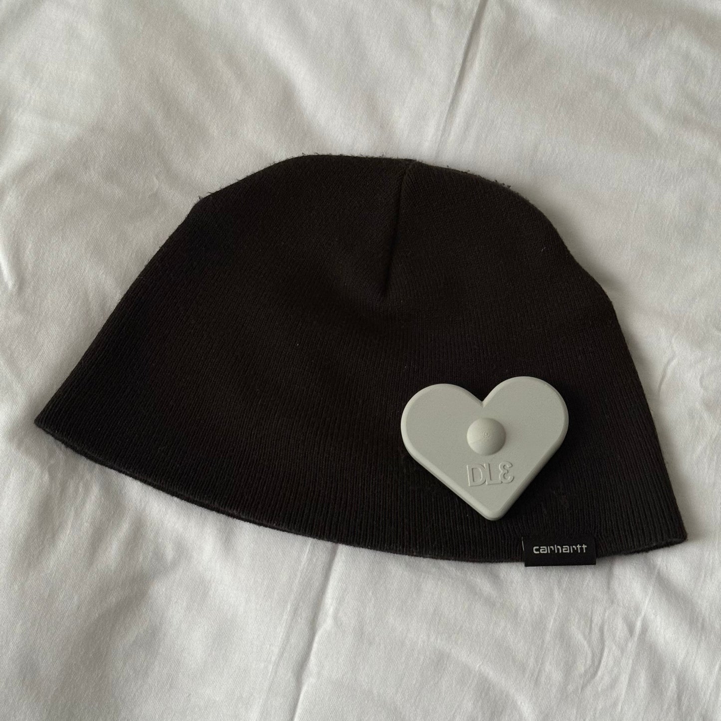 love security tag, 2025 (apple airtag case)
